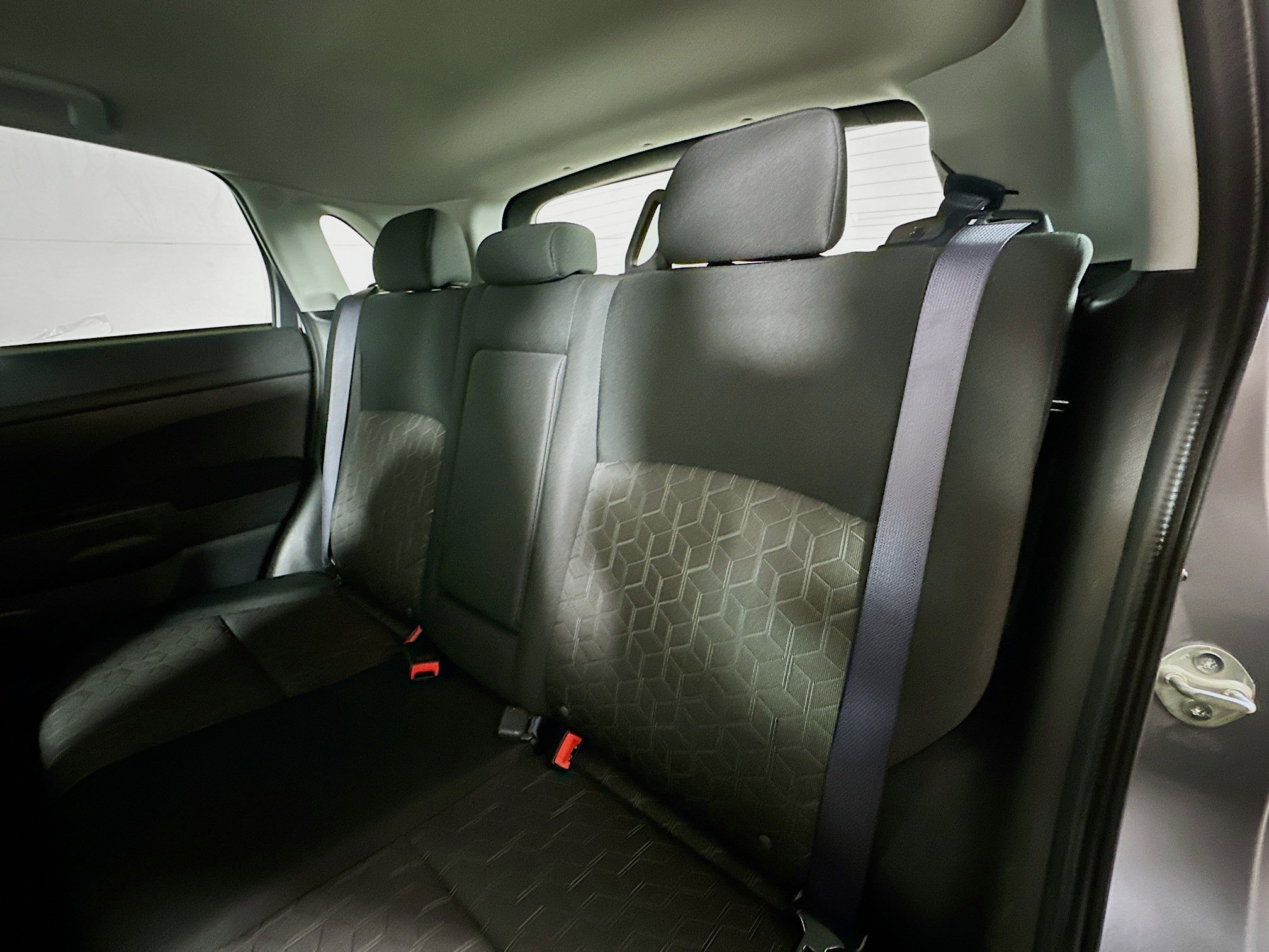 Used 2024 Mitsubishi Outlander Sport ES AWD/4WD image 22