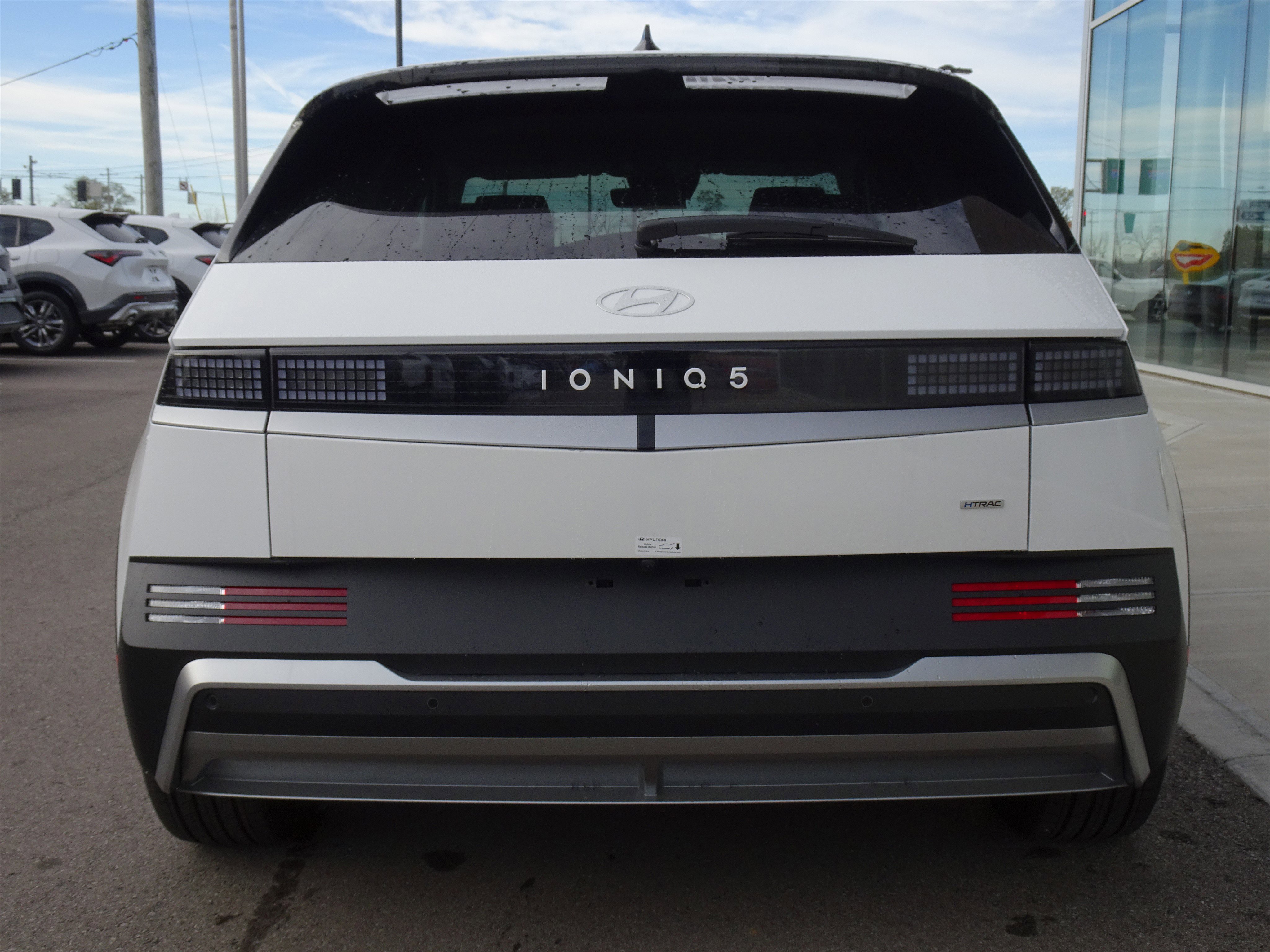 New 2026 Hyundai Ioniq 5 SEL image 5