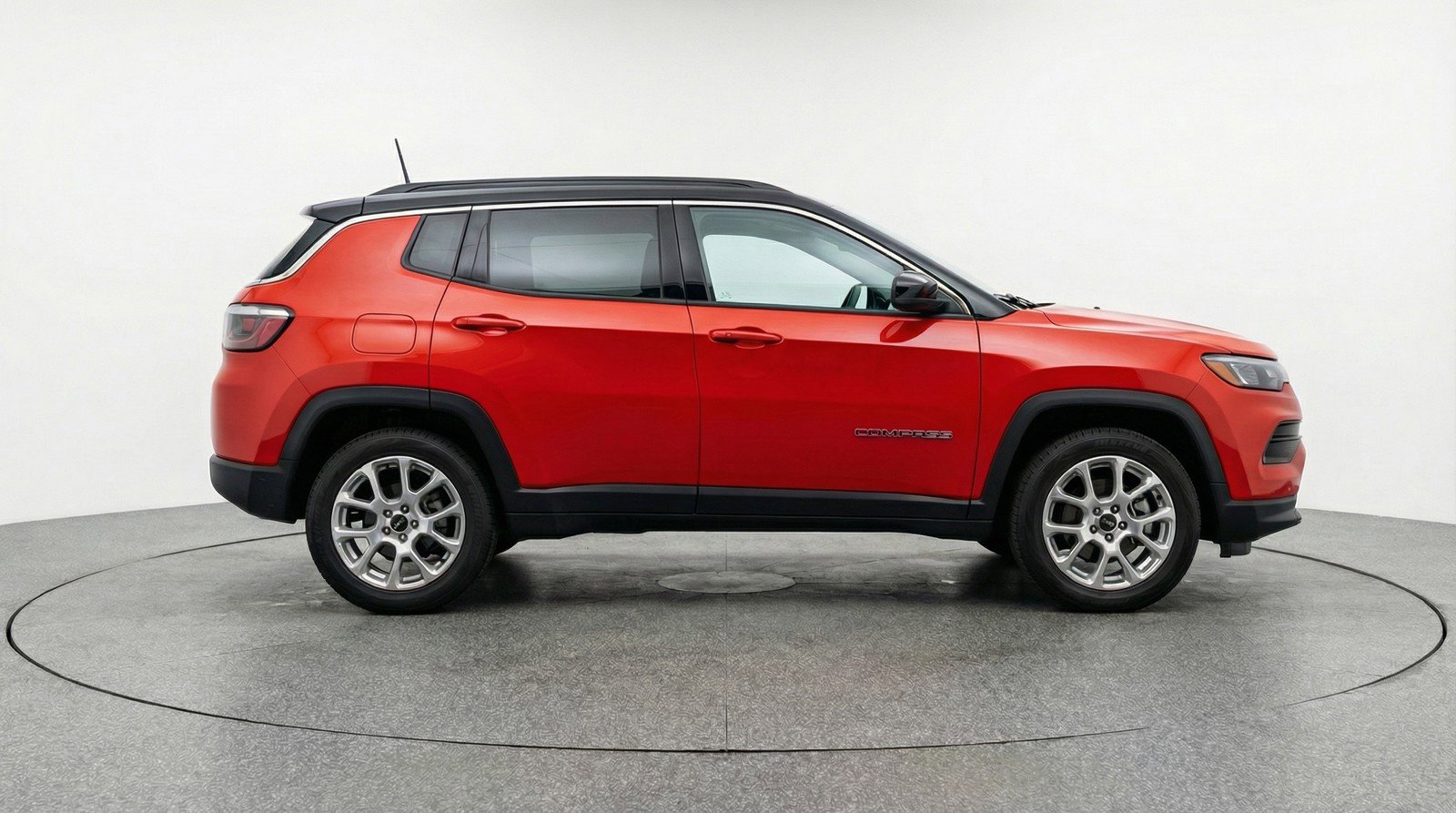 Used 2025 Jeep Compass Limited AWD/4WD image 11
