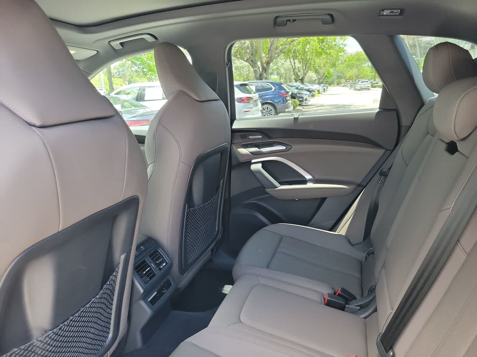 Used 2025 Audi Q5 Premium Plus w/ Premium Plus AWD/4WD image 20