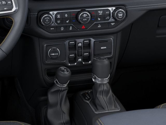 New 2026 Jeep Wrangler Unlimited Sahara AWD/4WD image 32