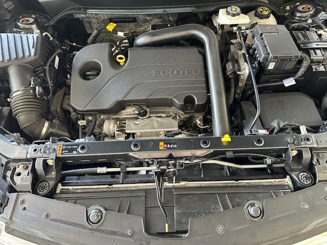 Used 2023 Chevrolet Equinox LT image 30