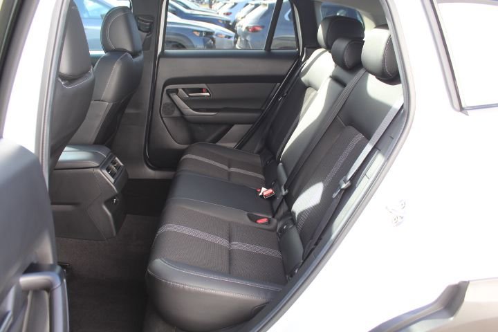 Certified 2025 MAZDA CX-50 AWD 2.5 S w/ Premium Package image 33