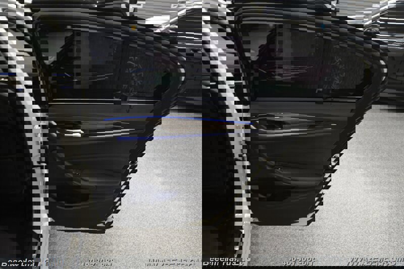 Used 2020 BMW 530e image 39