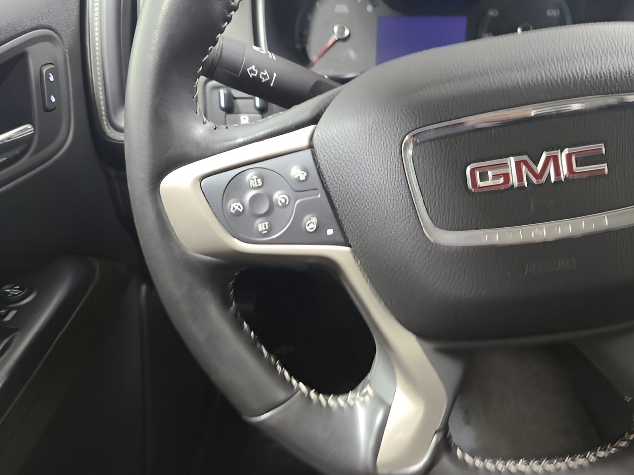 Used 2018 GMC Canyon Denali AWD/4WD image 22