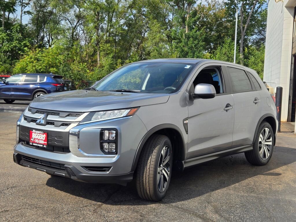 New 2025 Mitsubishi Outlander Sport ES image 3