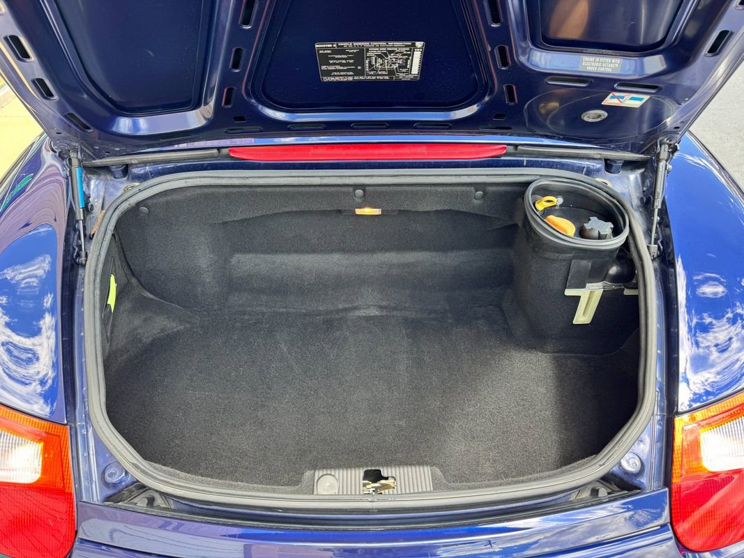 Used 2002 Porsche Boxster S RWD image 16