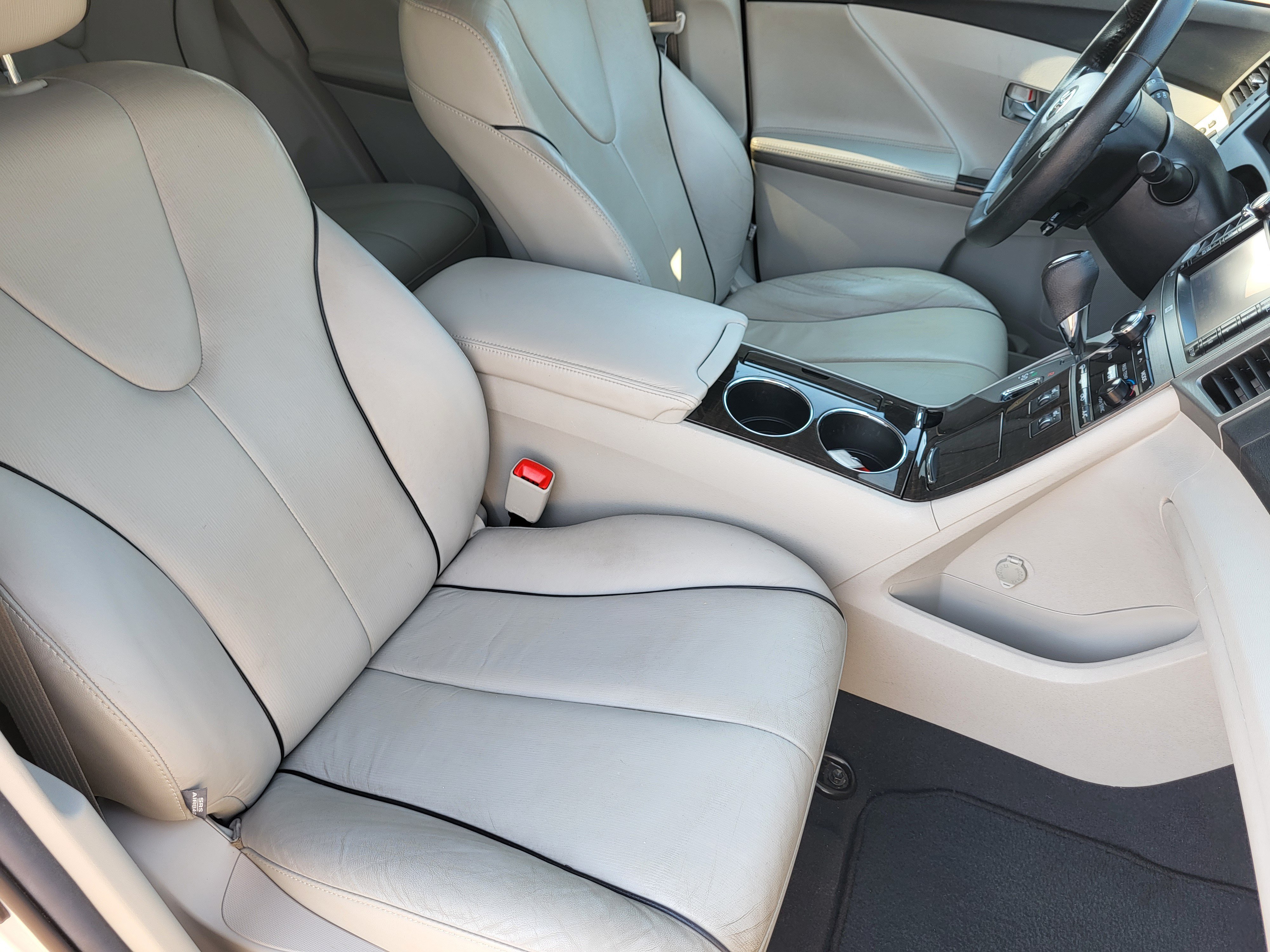 Used 2013 Toyota Venza XLE w/ XLE Premium Pkg AWD/4WD image 11