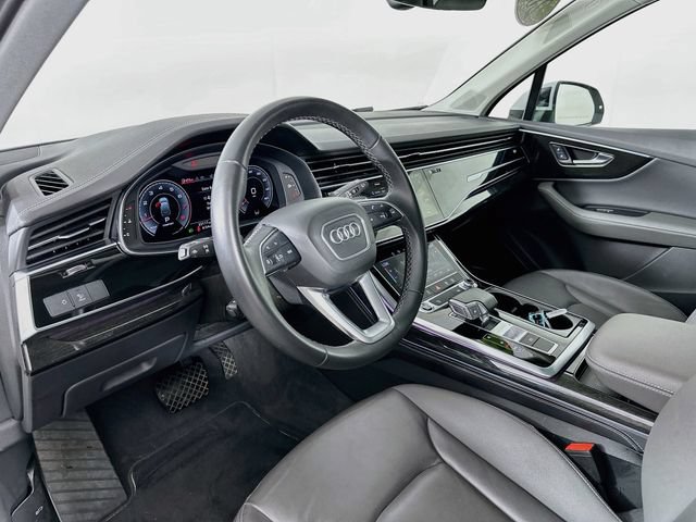 Used 2025 Audi Q7 3.0T Premium Plus AWD/4WD image 21