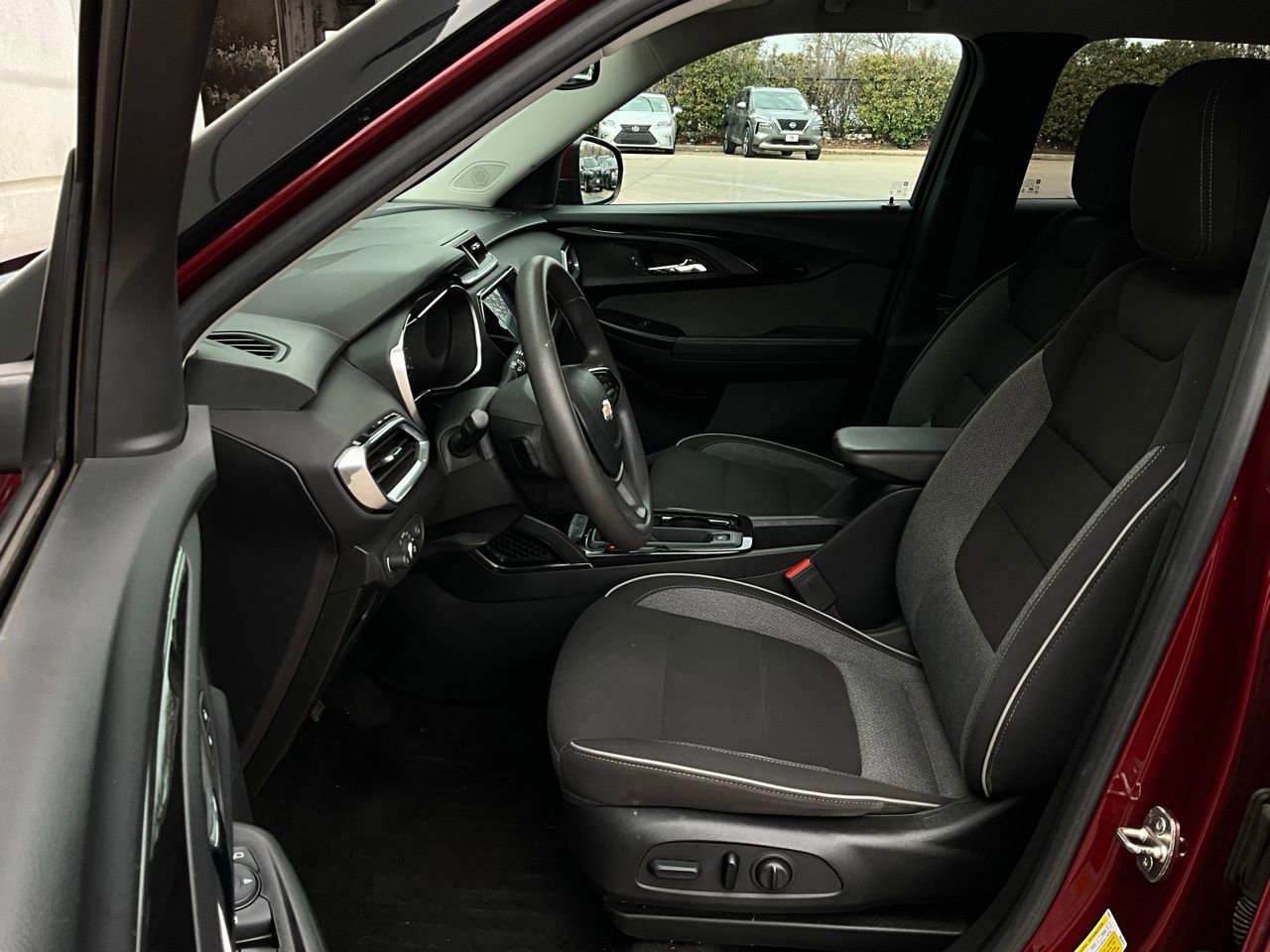 Used 2023 Chevrolet TrailBlazer LT w/ Convenience Package image 10