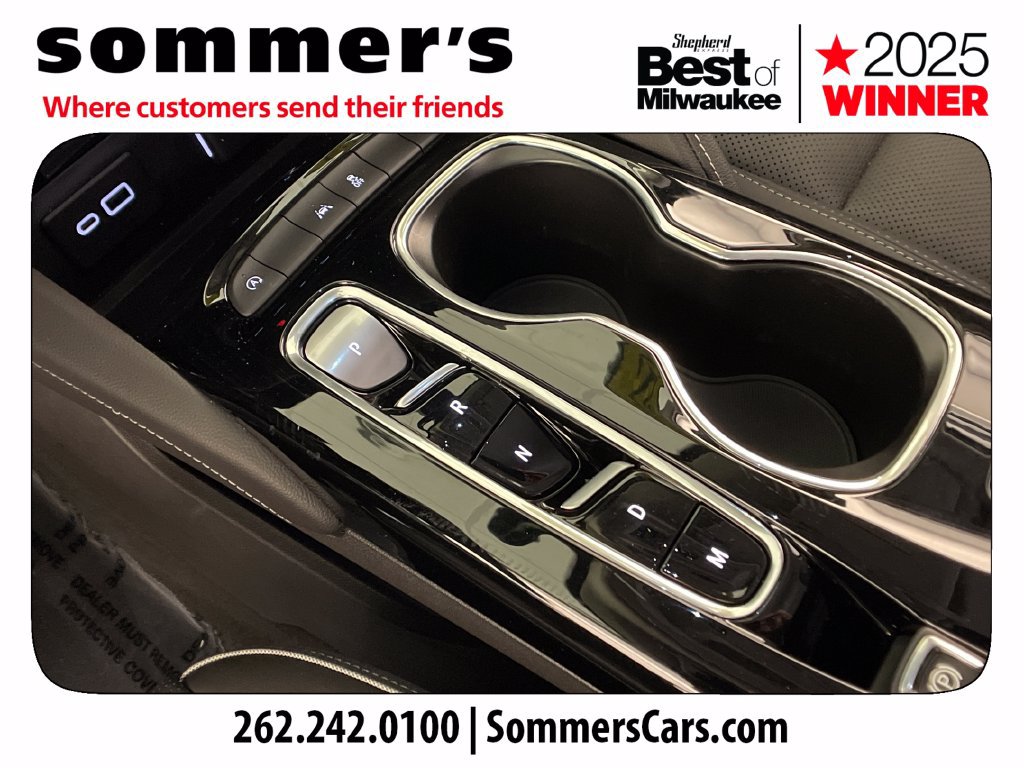 Used 2023 Buick Envision Essence FWD image 20