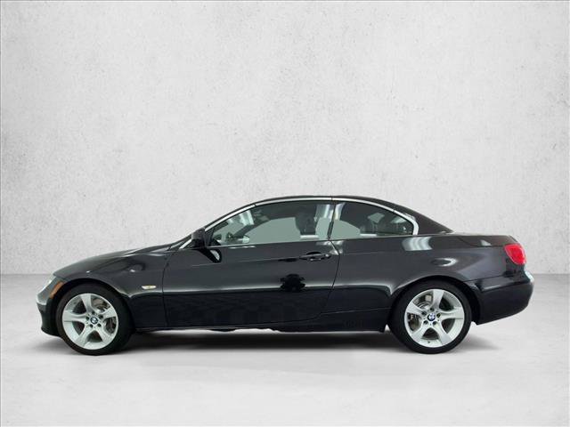 Used 2013 BMW 335i Convertible RWD image 9