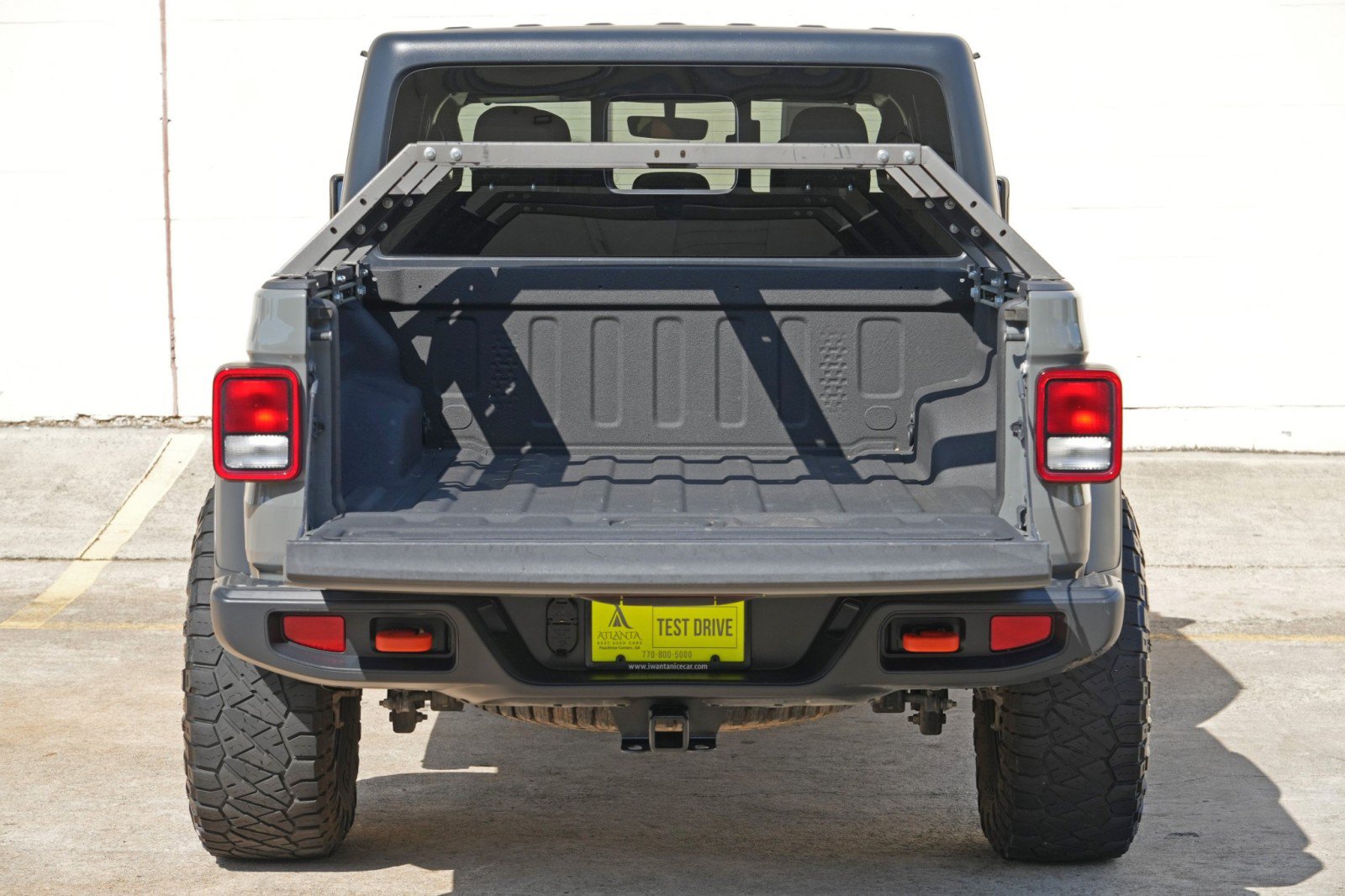 Used 2021 Jeep Gladiator Mojave AWD/4WD image 9