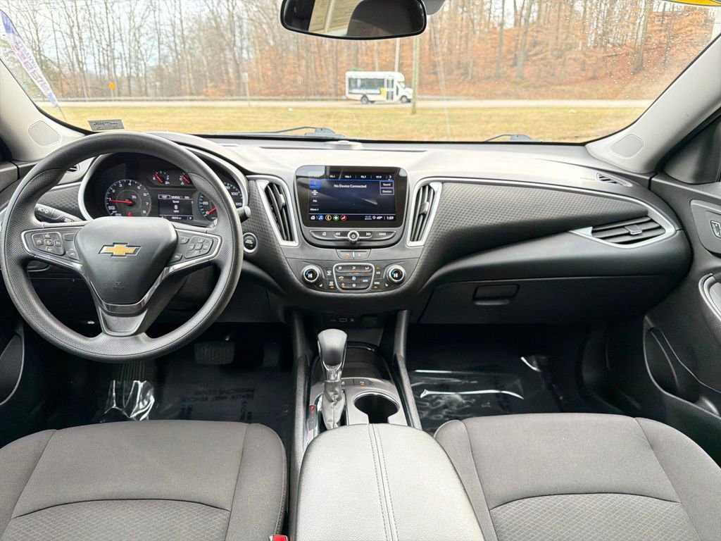 Used 2024 Chevrolet Malibu LT image 26