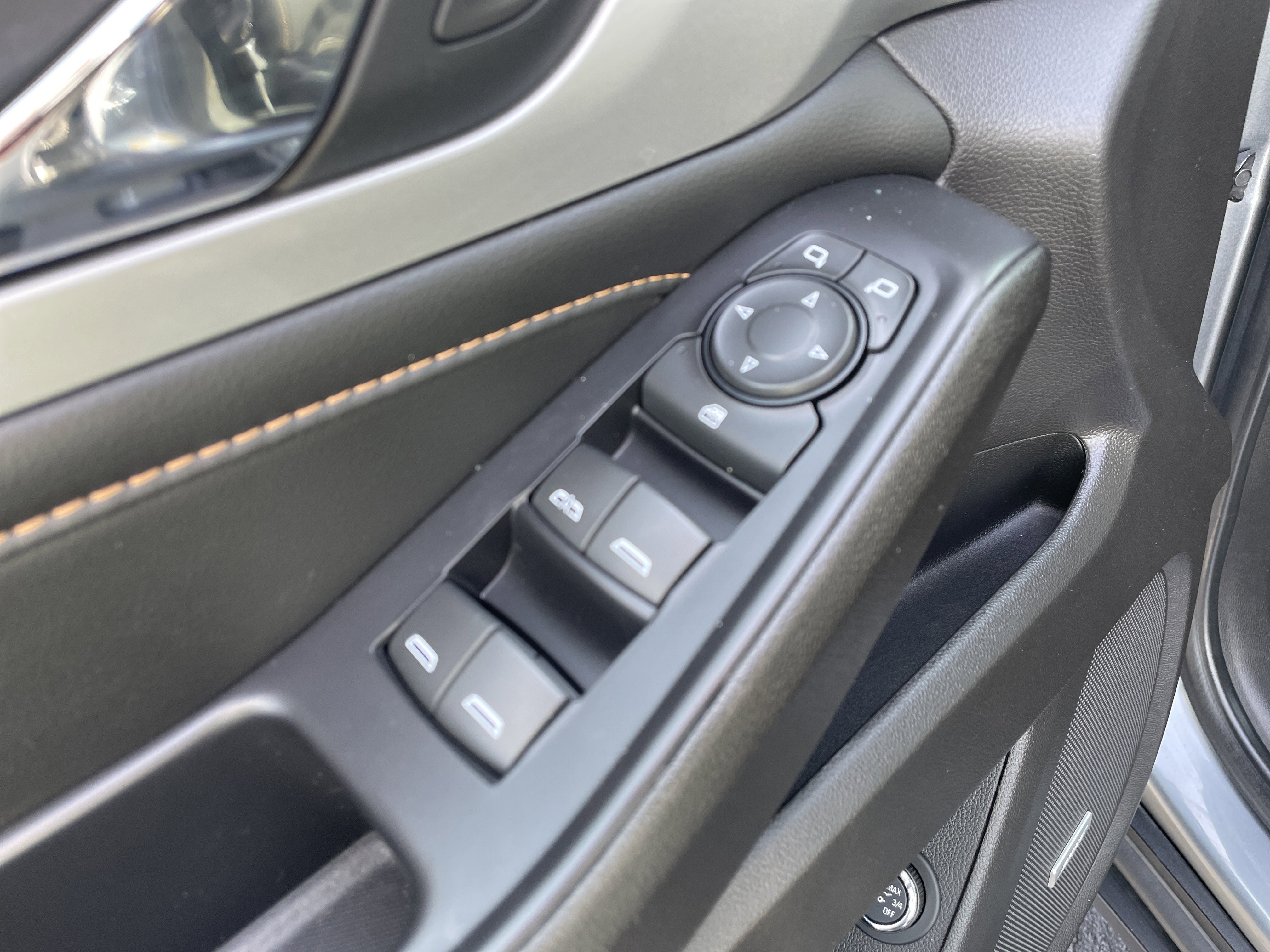 Certified 2021 Chevrolet Traverse RS AWD/4WD image 21