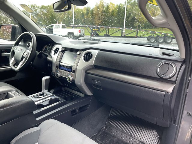 Used 2020 Toyota Tundra SR5 w/ TRD Off-Road Package AWD/4WD image 28