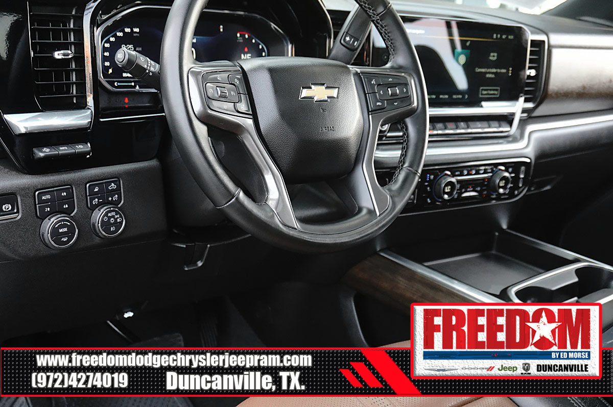 Used 2025 Chevrolet Silverado 2500 High Country w/ High Country Premium Package AWD/4WD image 26