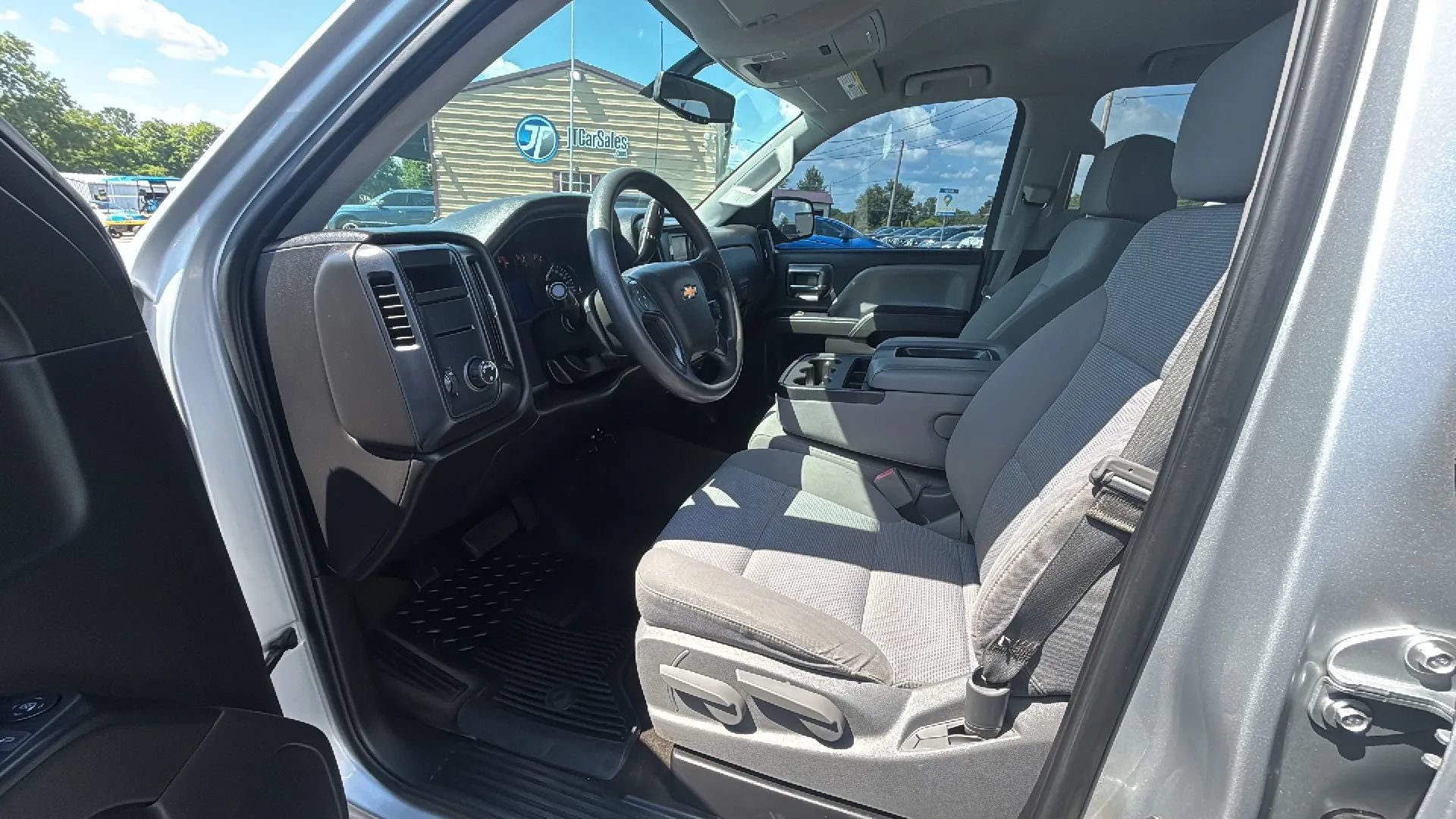 Used 2015 Chevrolet Silverado 1500 LS w/ Trailering Package RWD image 9