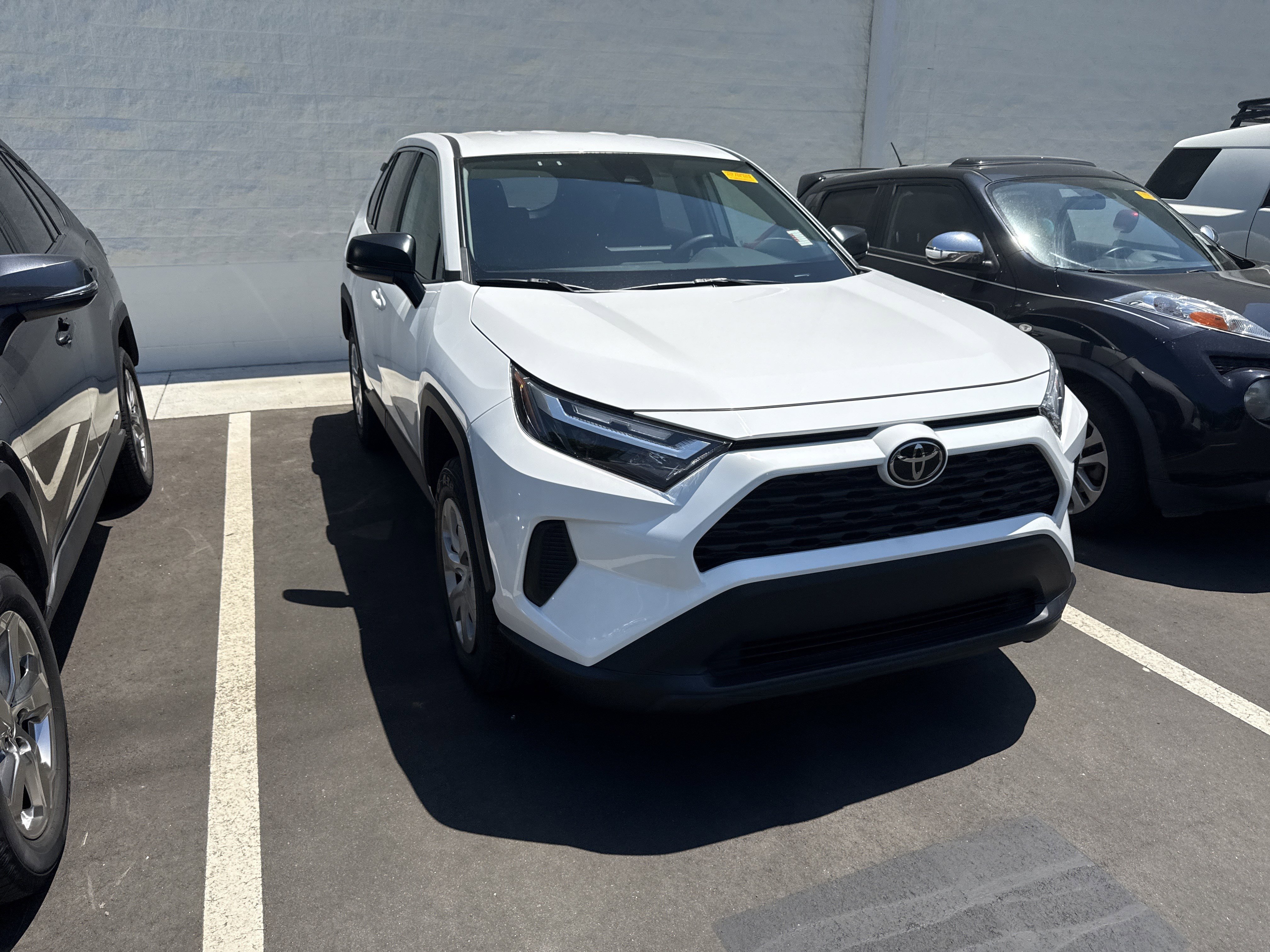 Used 2023 Toyota RAV4 LE FWD image 3