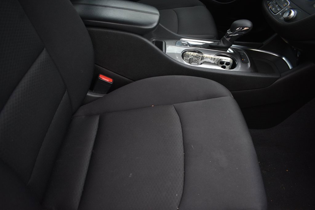 Used 2024 Chevrolet Malibu LT image 25