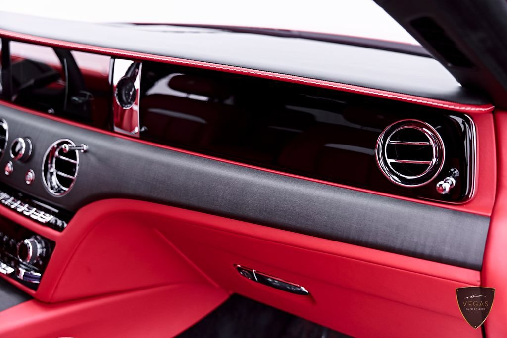 Used 2024 Rolls-Royce Ghost AWD/4WD image 54