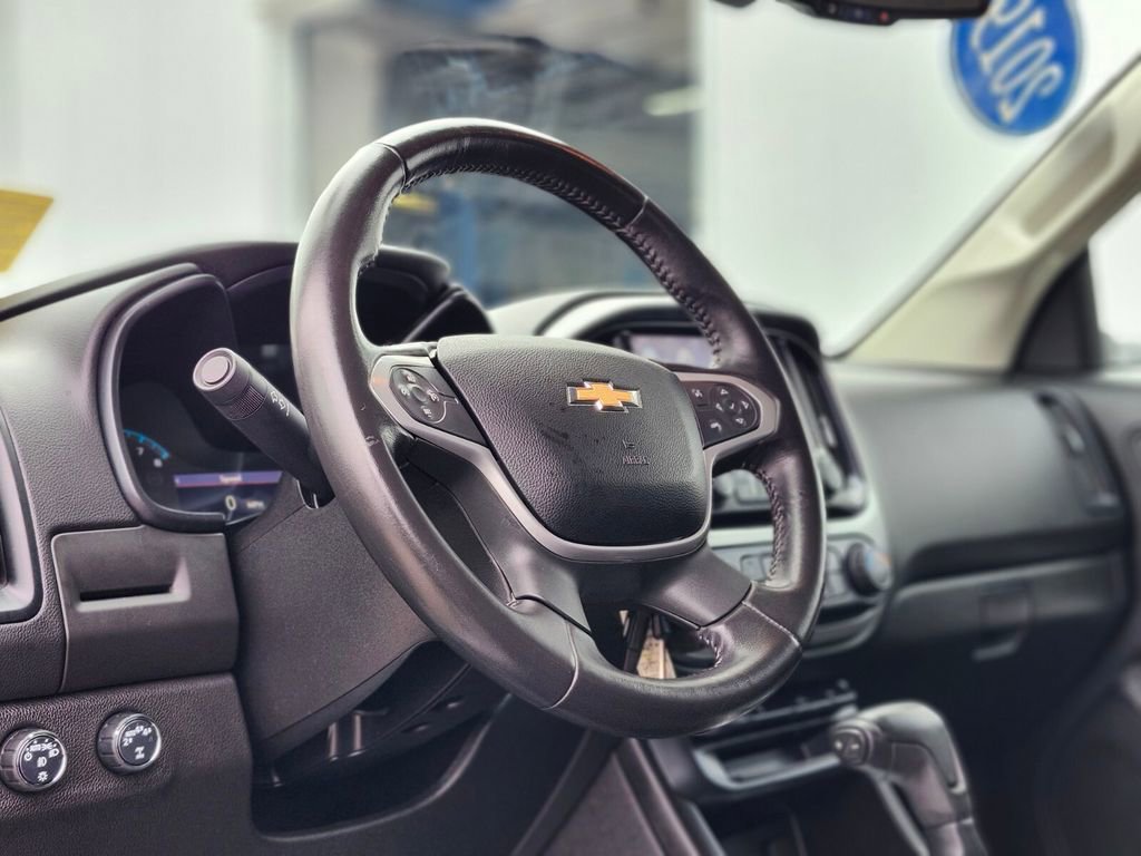 Used 2019 Chevrolet Colorado LT w/ LT Convenience Package image 17