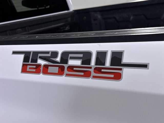 Used 2025 Chevrolet Silverado 1500 LT Trail Boss w/ Protection Package AWD/4WD image 32