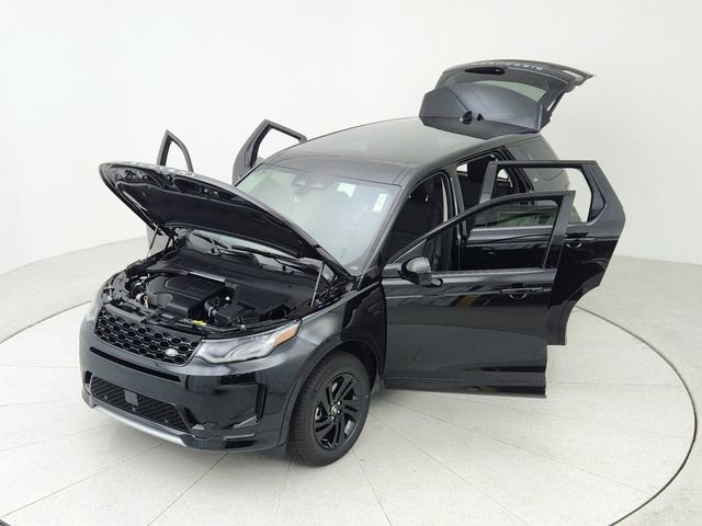 Certified 2025 Land Rover Discovery Sport S image 15
