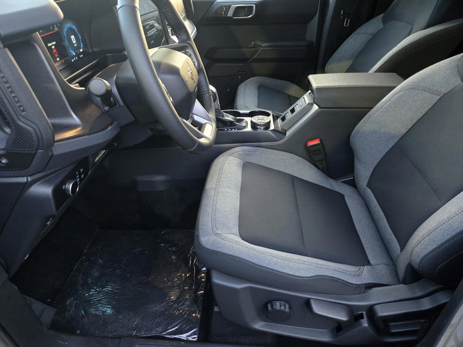 New 2025 Ford Bronco Big Bend image 9