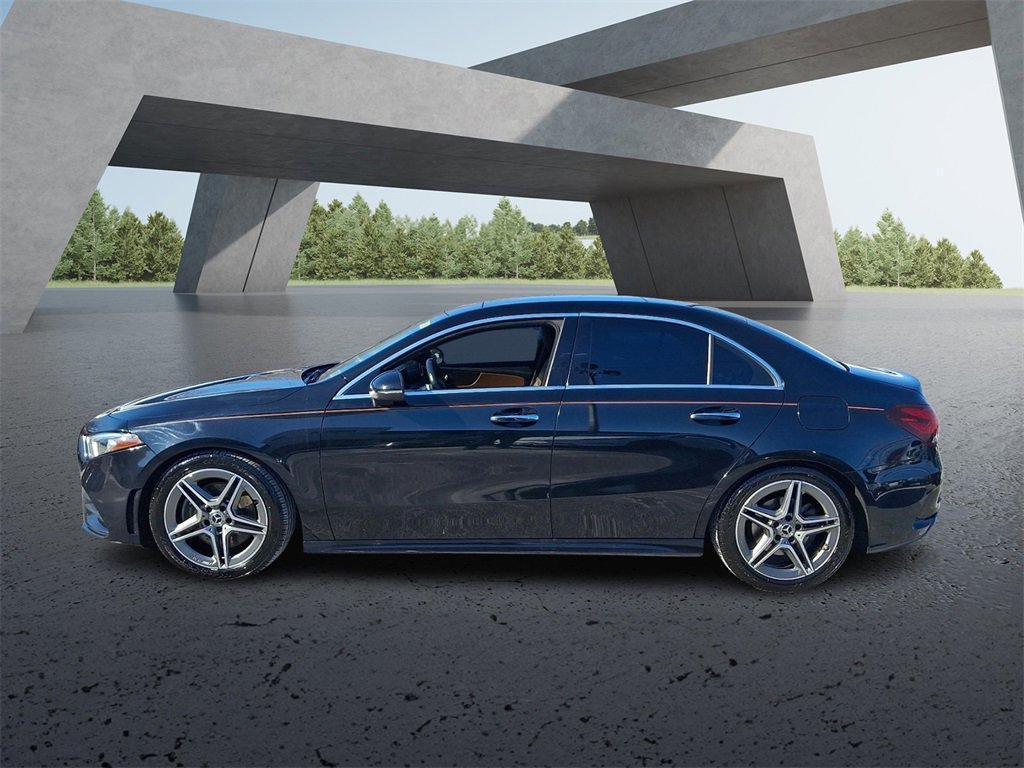 Used 2019 Mercedes-Benz A 220 4MATIC image 9