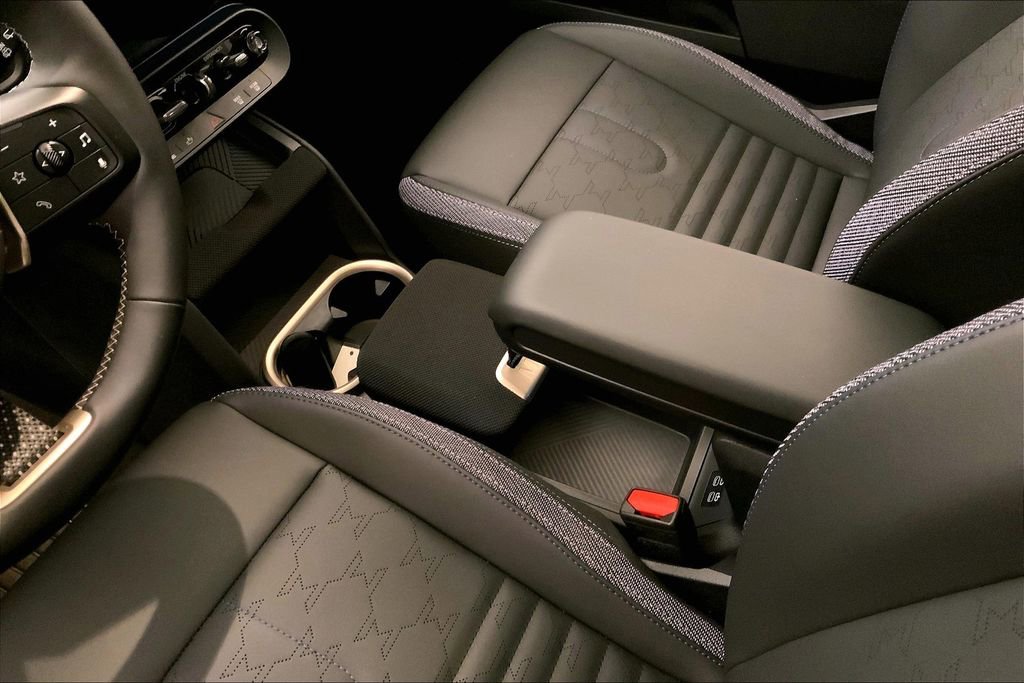 Certified 2025 MINI Cooper Countryman S w/ Comfort Package Max image 22