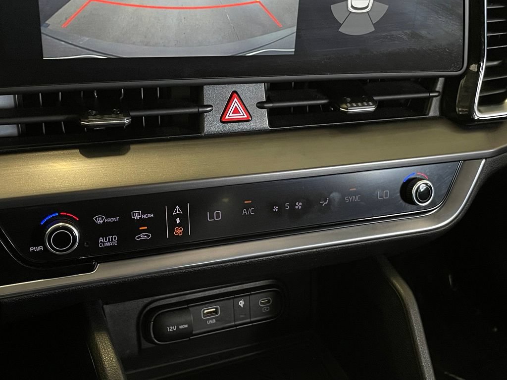 Used 2023 Kia Sportage EX FWD image 19