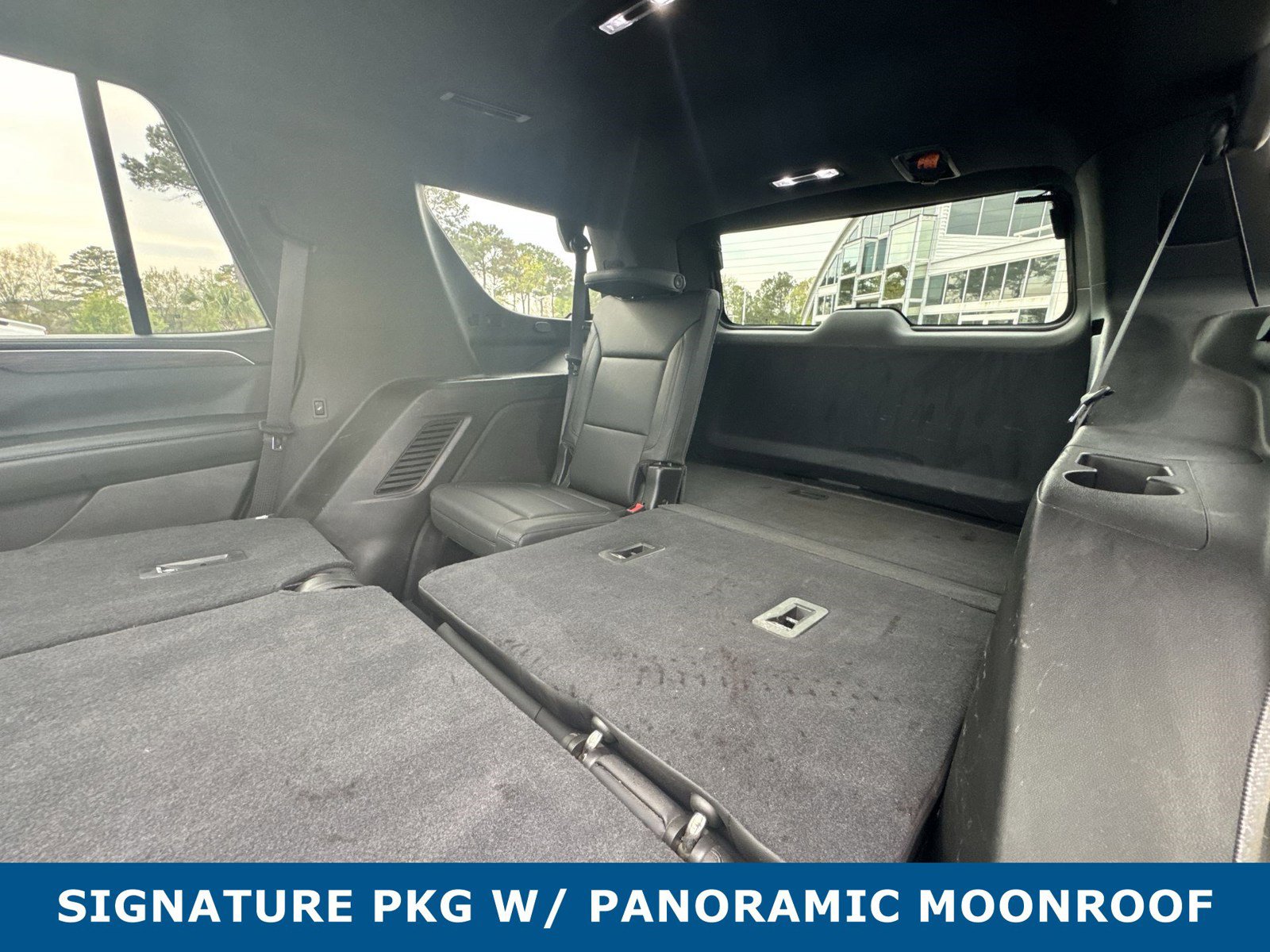 Used 2021 Chevrolet Tahoe LT w/ LT Signature Package AWD/4WD image 32