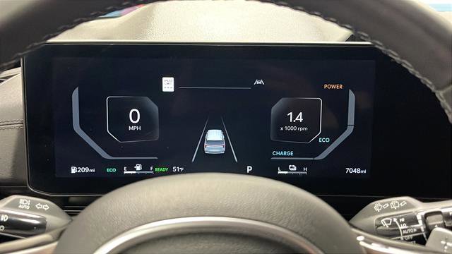 Certified 2025 Kia Carnival SX Prestige FWD image 17