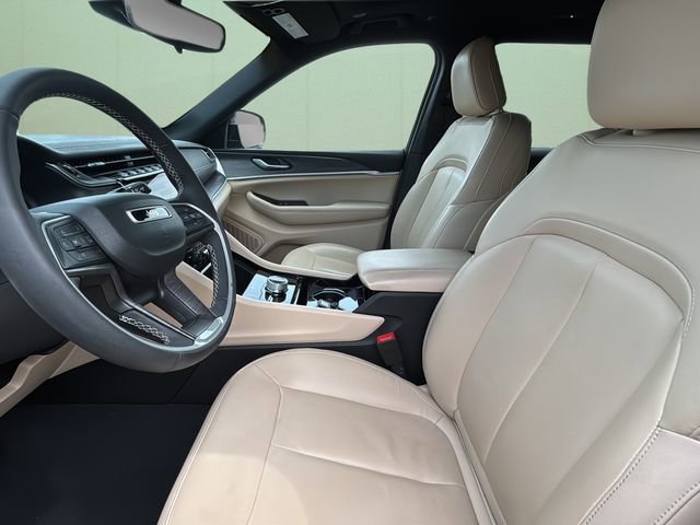 Certified 2023 Jeep Grand Cherokee L Limited image 14