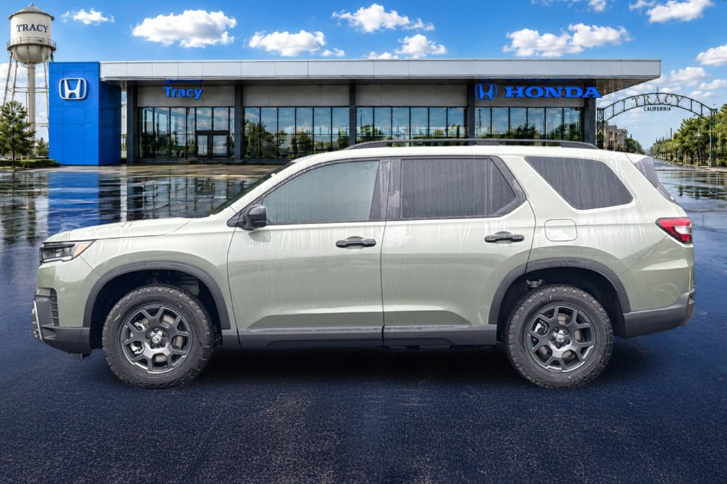 New 2026 Honda Pilot TrailSport image 12