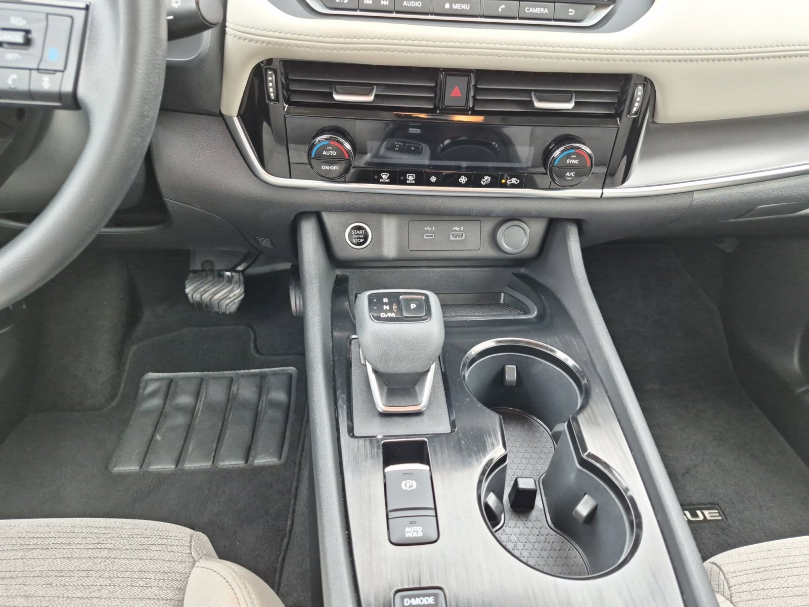 Used 2023 Nissan Rogue SV image 20