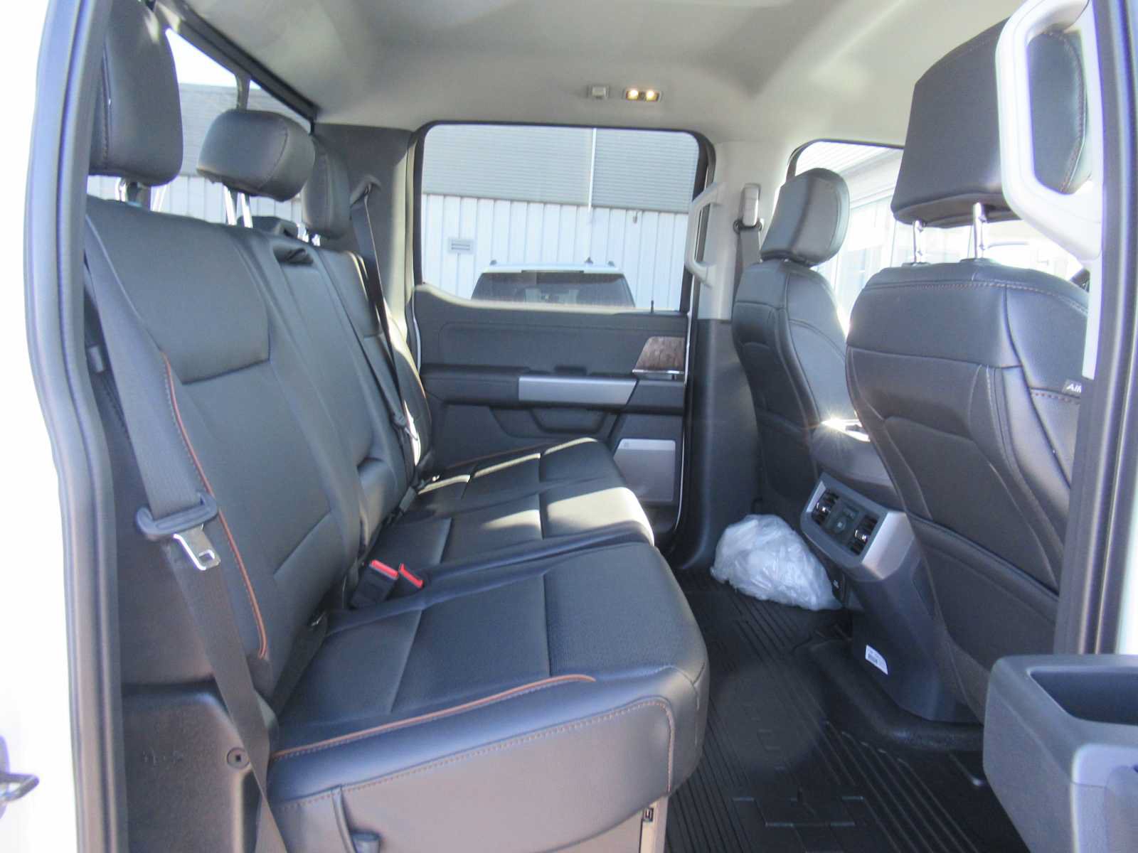 New 2026 Ford F250 Lariat AWD/4WD image 15
