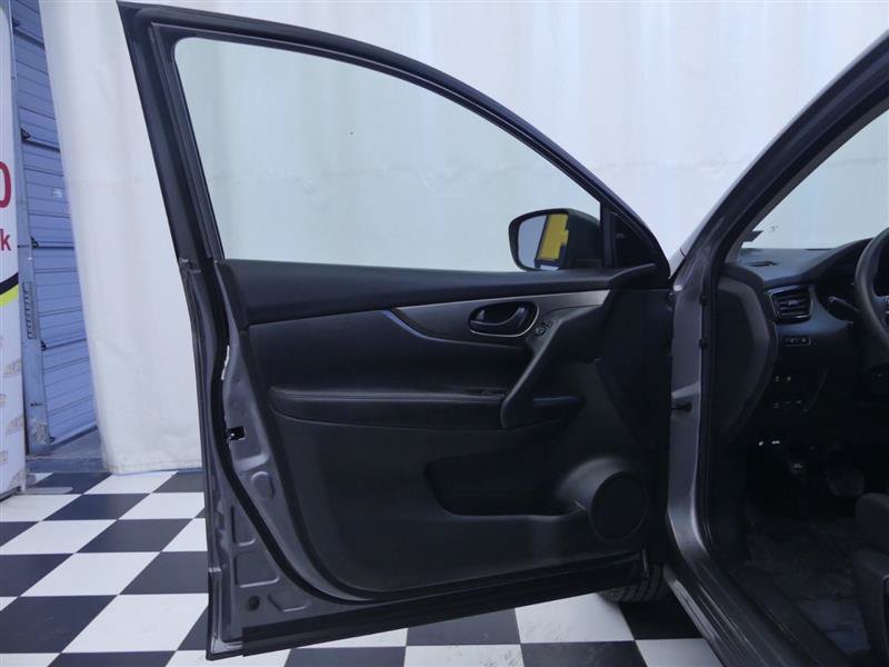 Used 2021 Nissan Rogue Sport S AWD/4WD image 23