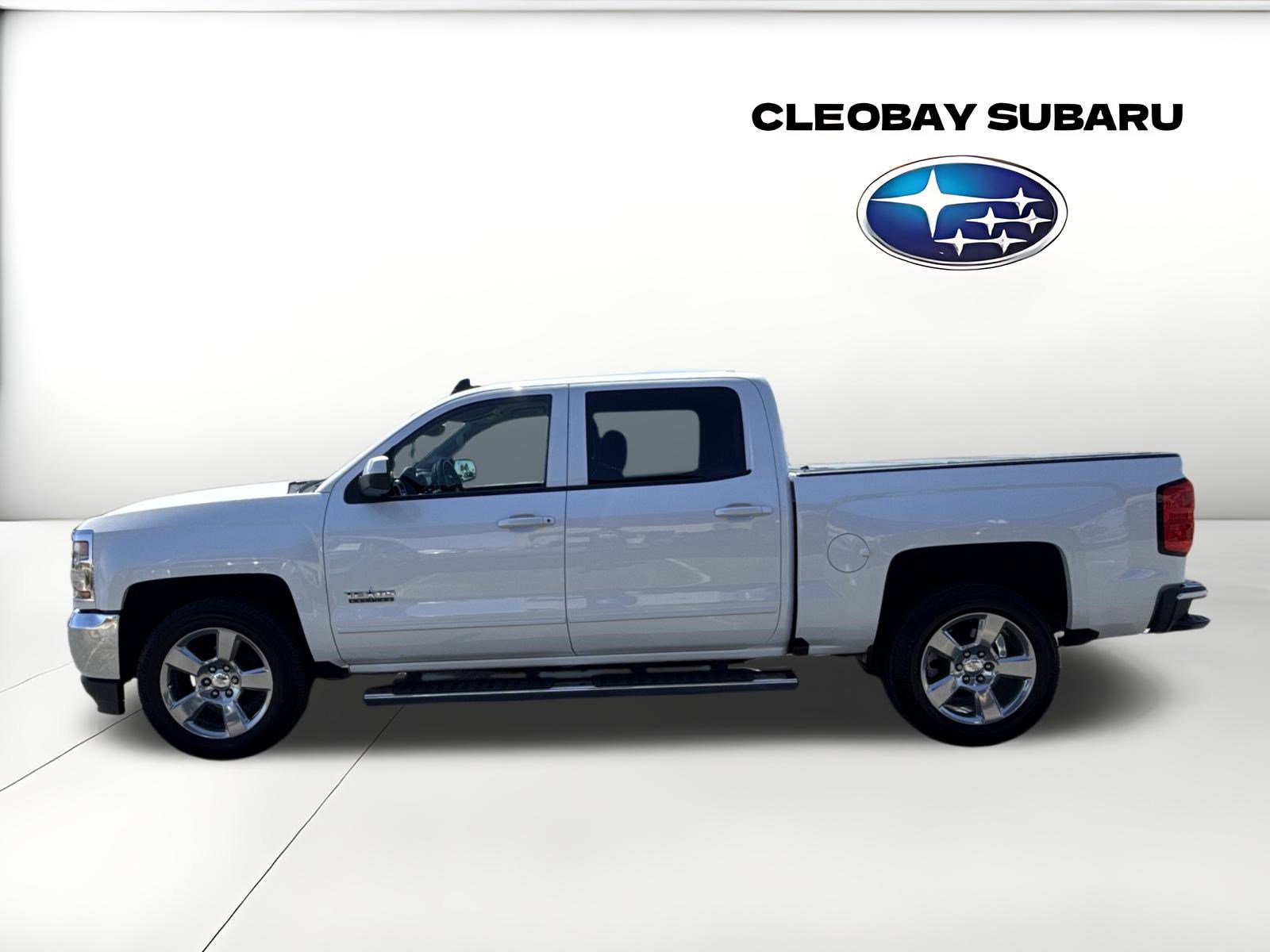 Used 2018 Chevrolet Silverado 1500 LT w/ Texas Edition image 4