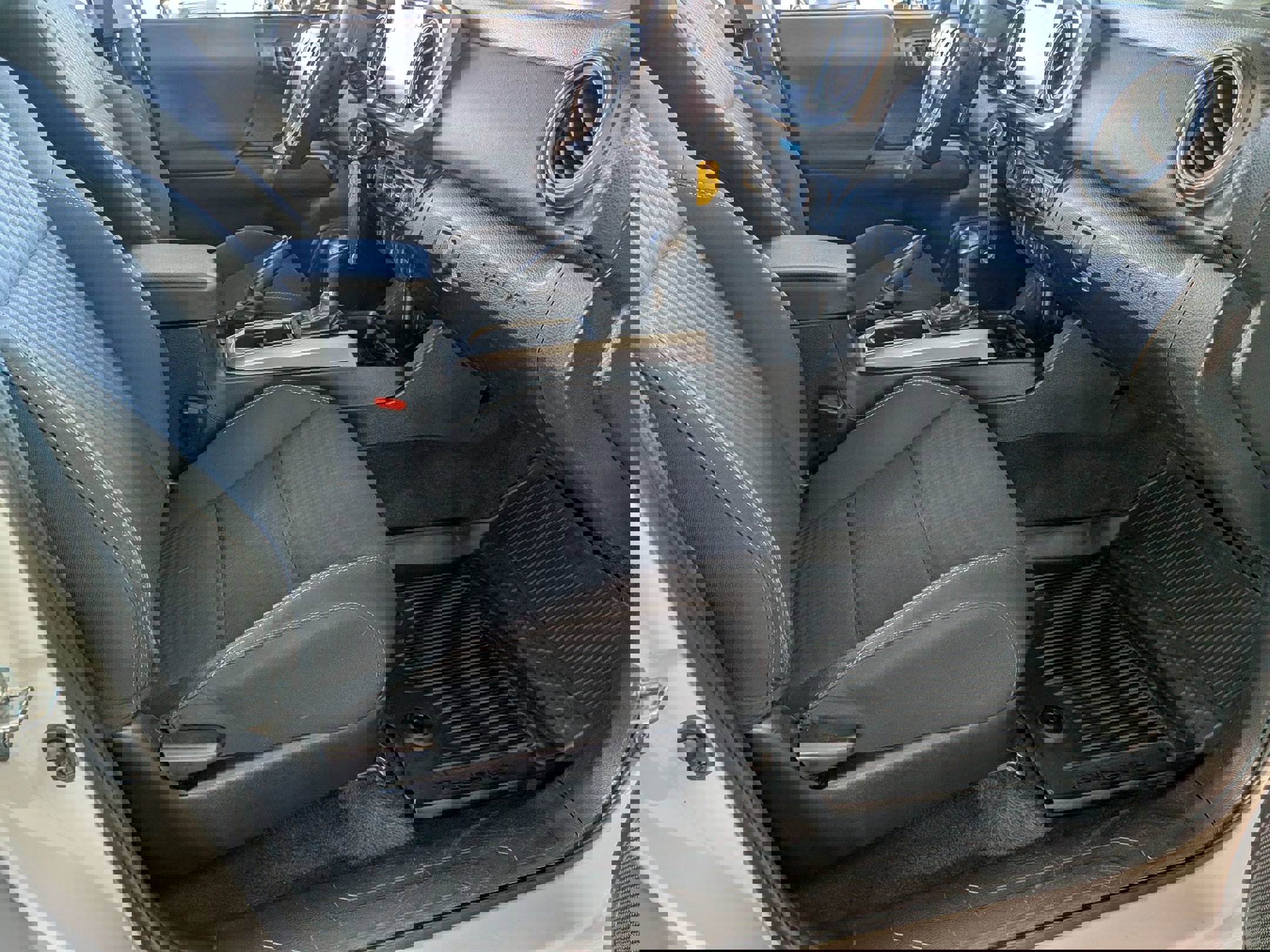 Used 2022 Toyota Tacoma SR5 w/ Trail Edition image 32