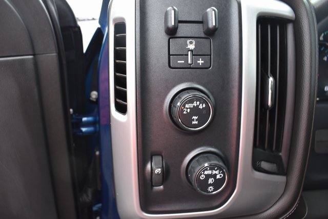 Used 2018 GMC Sierra 1500 SLT image 16