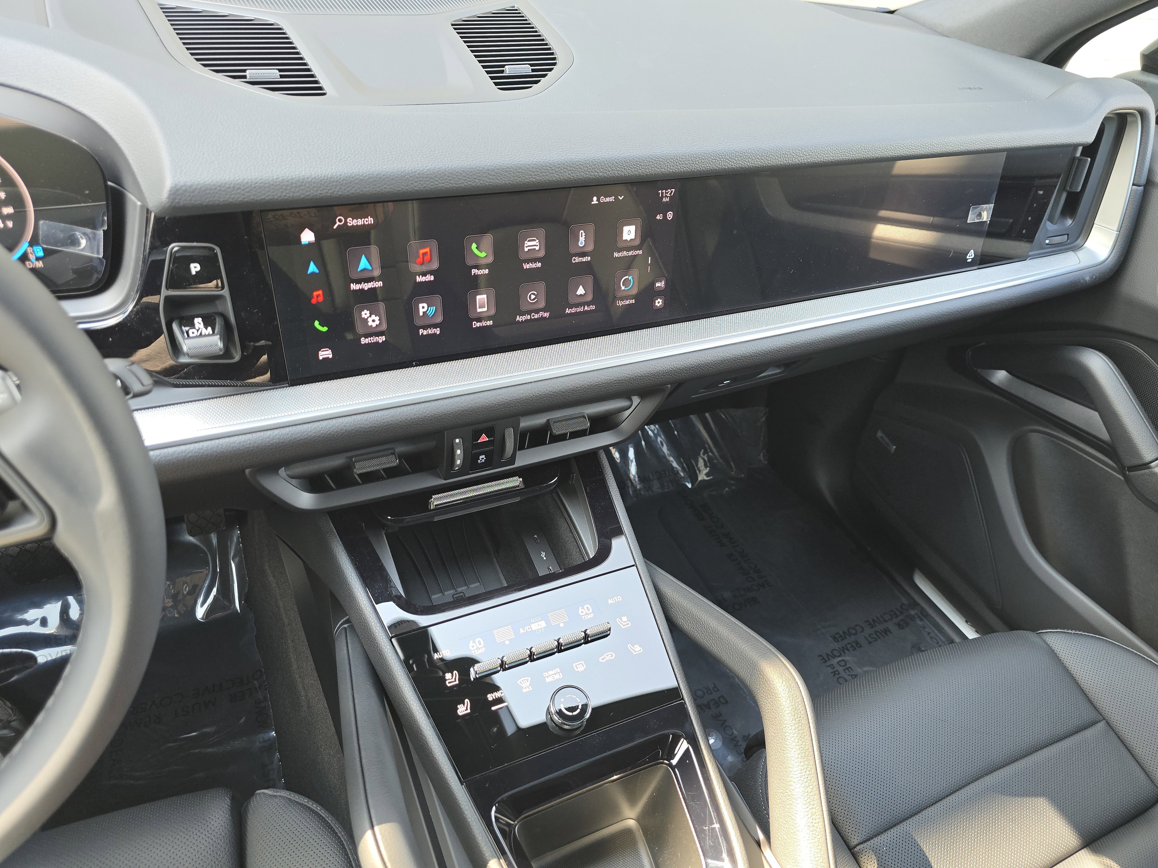 New 2025 Porsche Cayenne image 22