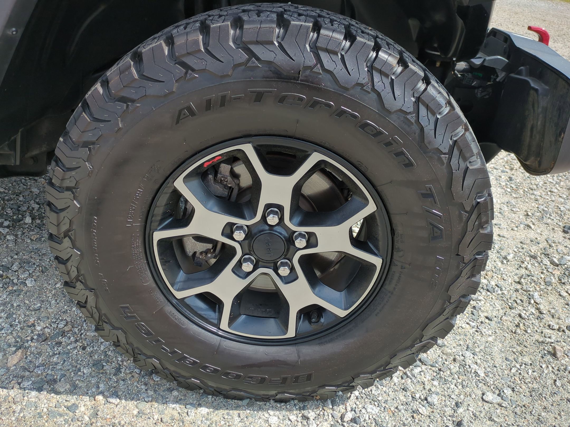 Used 2019 Jeep Wrangler Unlimited Rubicon w/ Dual Top Group image 12