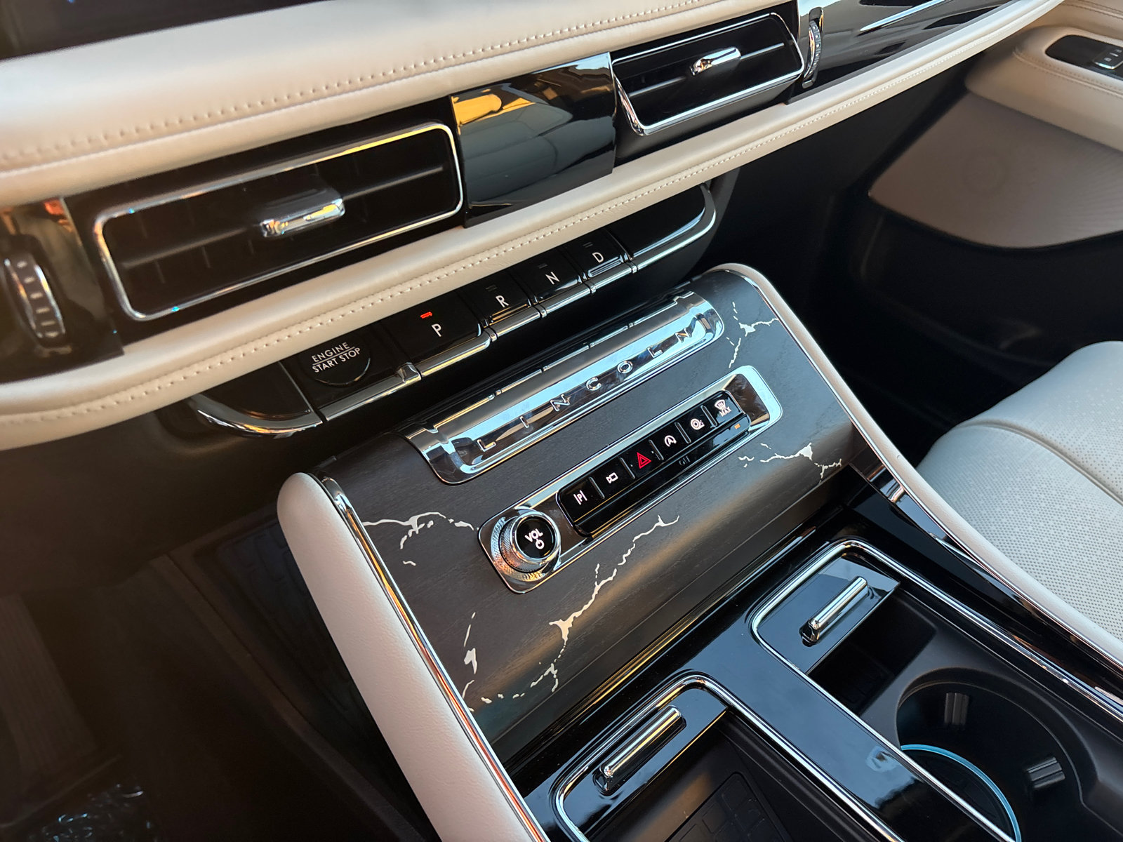 New 2026 Lincoln Aviator Black Label w/ Dynamic Handling Package AWD/4WD image 20