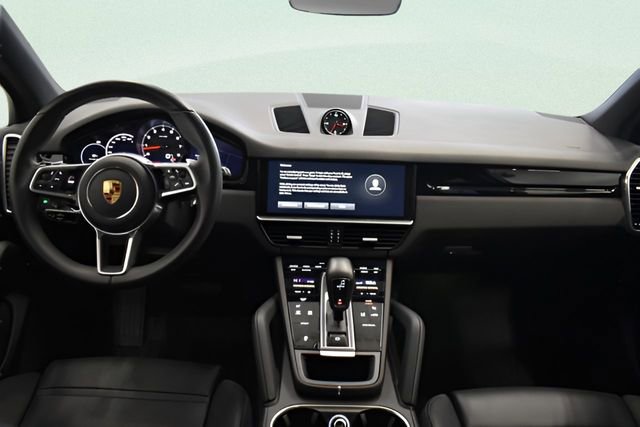Used 2023 Porsche Cayenne image 5