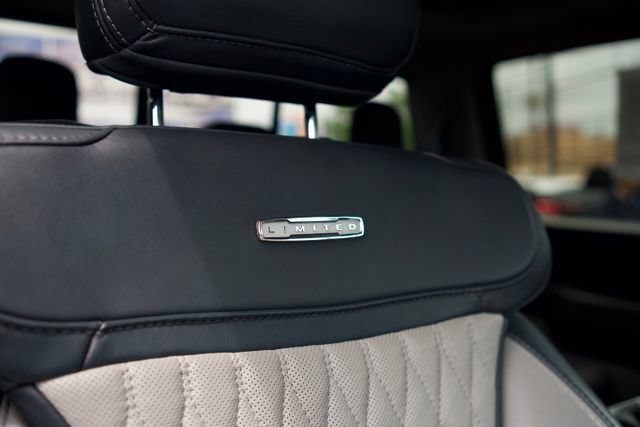 Used 2022 Ford F150 Limited AWD/4WD image 19