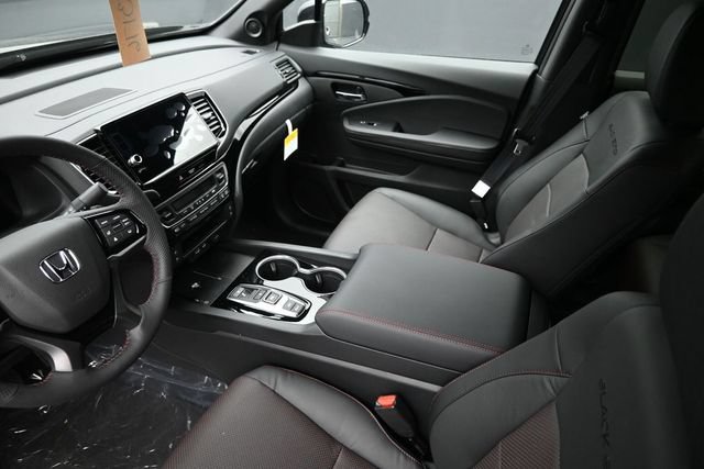 New 2026 Honda Ridgeline Black Edition image 16