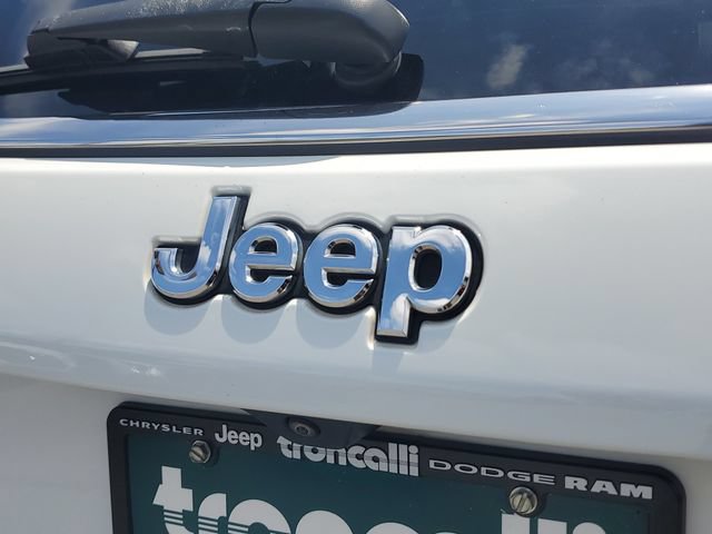 Used 2022 Jeep Compass Latitude FWD image 8