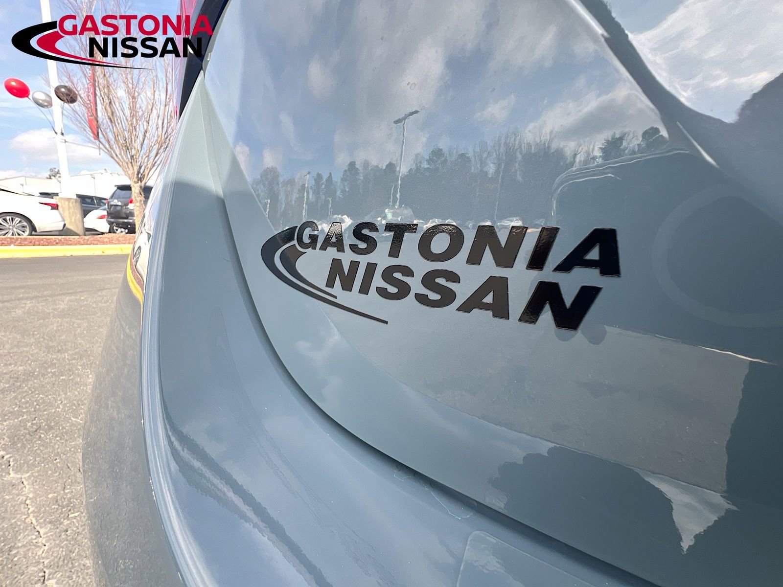 Used 2025 Nissan Sentra SR w/ SR Premium Package image 42